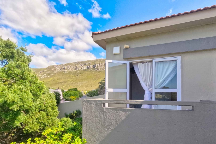 7 Bedroom Property for Sale in Hermanus Heights Western Cape